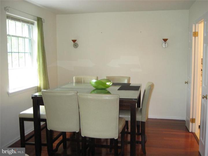 102 Llanfair Road, Unit 21 Ardmore, PA 19003 - Photo 5 of 14 Dining Room
