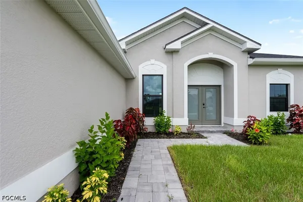 $369,500 | 2005 Northwest 18th Street, Cape Coral, FL 33993