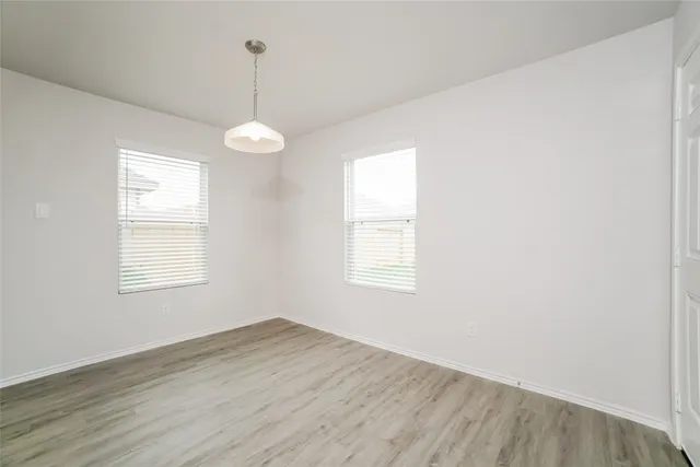 $1,890 | 305 Pronghorn Drive, Huntsville, TX 77320