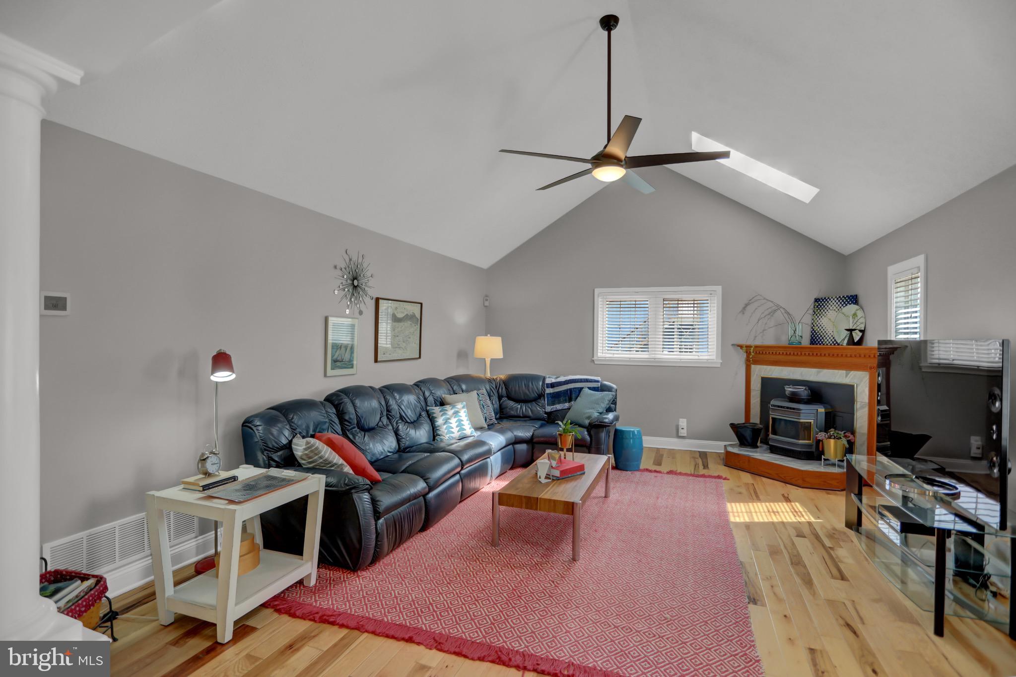 3622 Ady Road Street, MD 21154 - Photo 12 of 78 Family room
