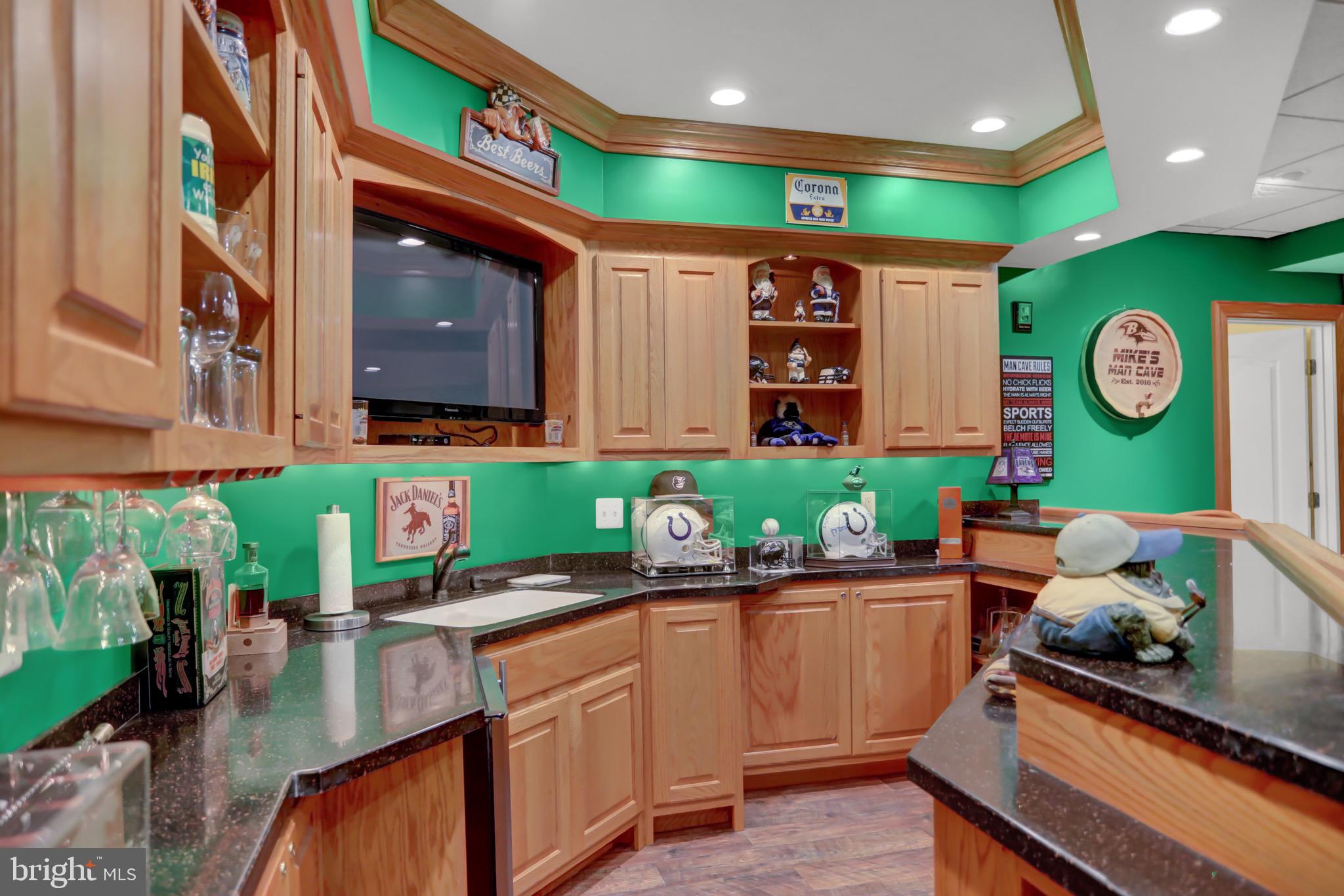 3622 Ady Road Street, MD 21154 - Photo 31 of 78 Custom bar
