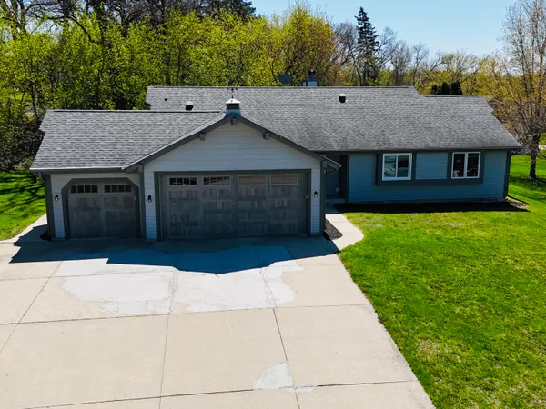 $689,000 | N29W26677 Peterson Drive, Pewaukee, WI 53072