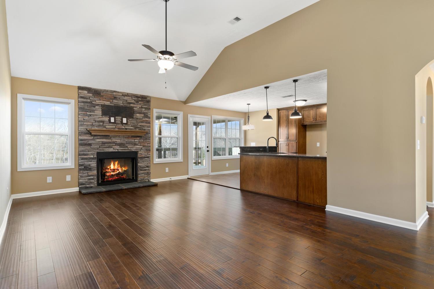 1500 Bend Road Clarksville, TN 37040 - Photo 5 of 28 Gallery Image 5