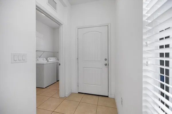 $2,800 | 229 Livorno Way, Nokomis, FL 34275