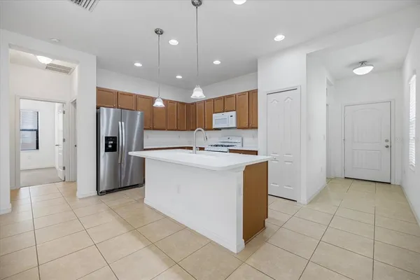 $2,800 | 229 Livorno Way, Nokomis, FL 34275