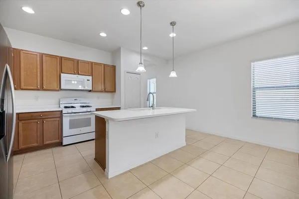 $2,800 | 229 Livorno Way, Nokomis, FL 34275