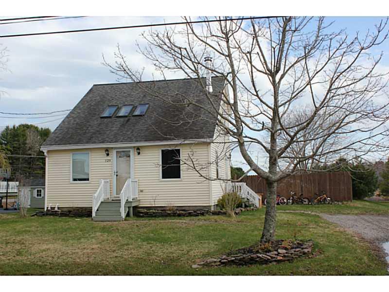 129 Sawyer Road Scarborough, ME 04074 - Photo 2 of 25 Exterior Front.