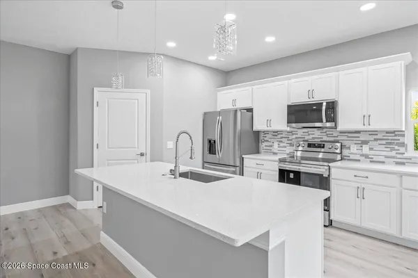 $559,000 | 286 Dorset Drive, West Melbourne, FL 32904