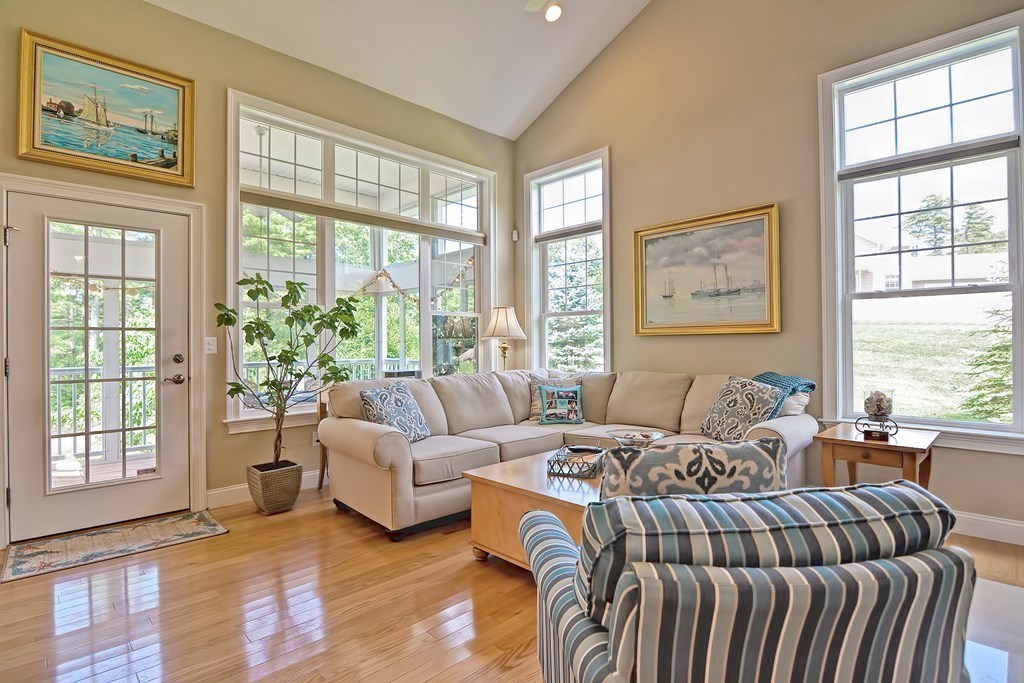 14 Kennedy Road, Unit B Gloucester, MA 01930 - Photo 12 of 34