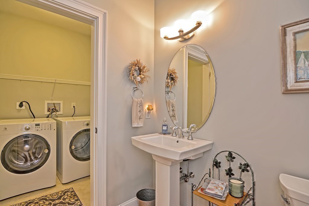 14 Kennedy Road, Unit B Gloucester, MA 01930 - Photo 10 of 34