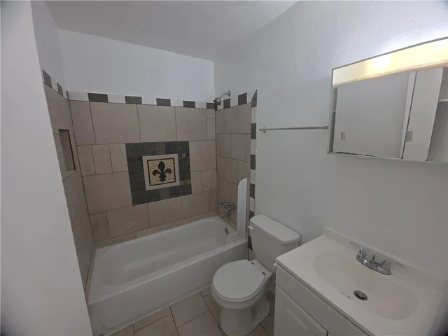 $1,250 | 2517 Illinois Avenue, Unit A, Kenner, LA 70062