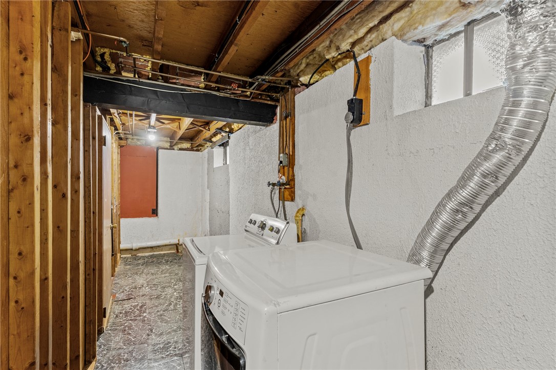 208 Baldwin Road Warwick, RI 02886 - Photo 29 of 35