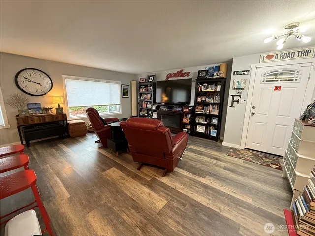 $150,000 | 9111 66th Avenue Northwest, Unit 126, Gig Harbor, WA 98332