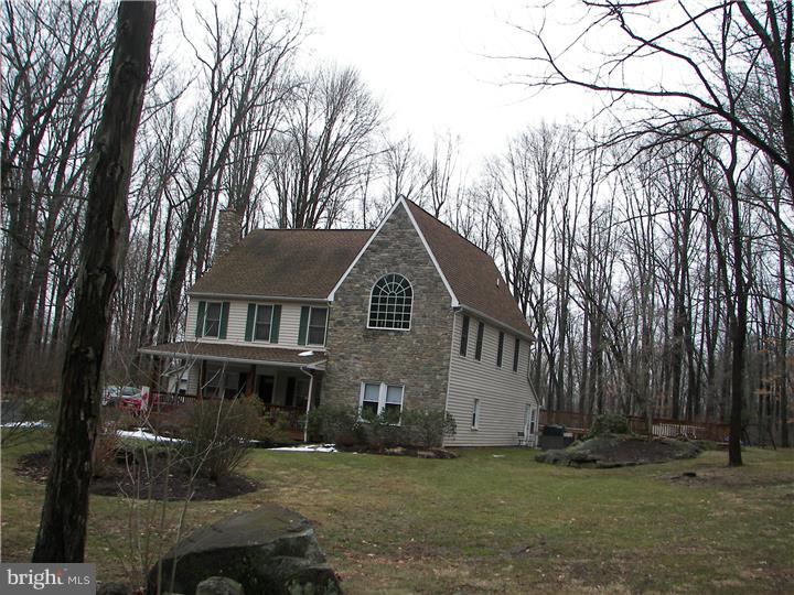1986 Deep Creek Road Perkiomenville, PA 18074 - Photo 2 of 12 Gallery Image 2