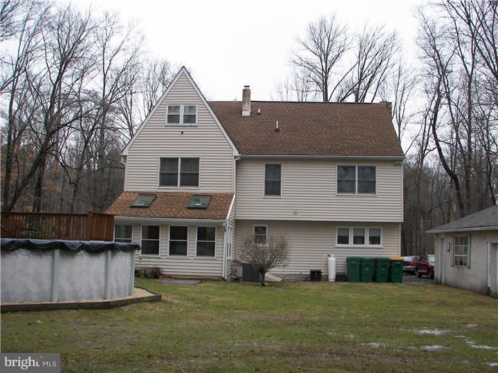 1986 Deep Creek Road Perkiomenville, PA 18074 - Photo 4 of 12 Gallery Image 4