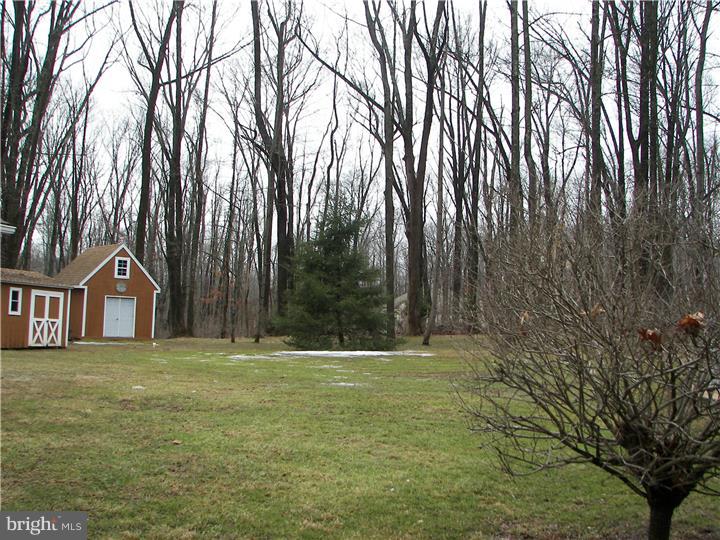 1986 Deep Creek Road Perkiomenville, PA 18074 - Photo 10 of 12 Gallery Image 10