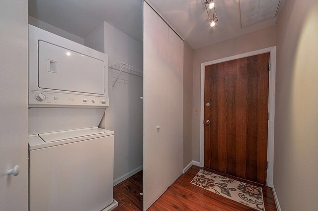 5904 Forest View Road, Unit 1F Lisle, IL 60532 - Photo 11 of 12