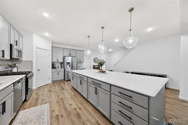 $599,900 | 1072 Dyess Way, St. Charles, MO 63301