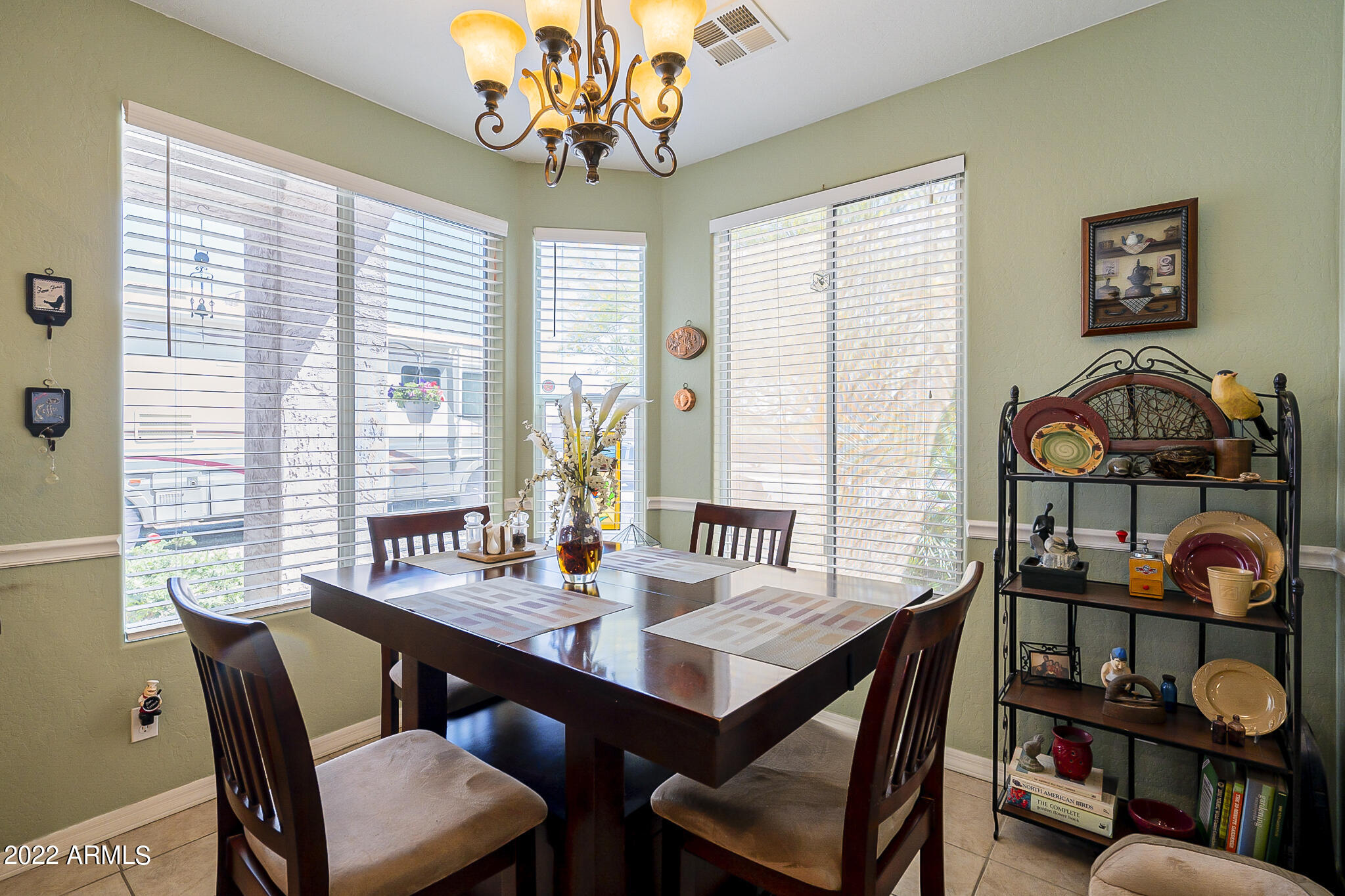 14864 South Redondo Road Arizona City, AZ 85123 - Photo 12 of 37 Dining area