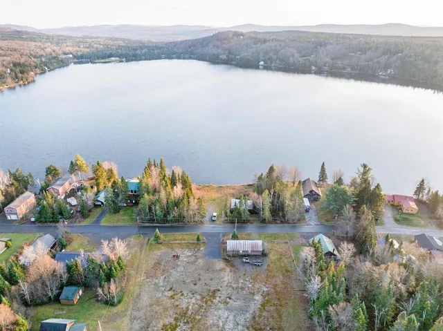 $304,900 | 432 Beach Road, Pittsburg, NH 03592