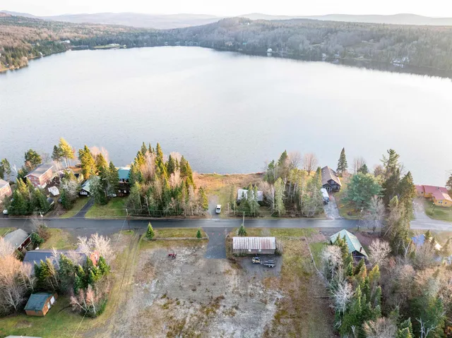 $304,900 | 432 Beach Road, Pittsburg, NH 03592