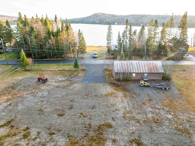 $304,900 | 432 Beach Road, Pittsburg, NH 03592