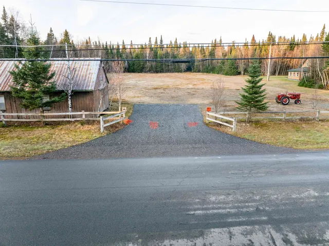 $304,900 | 432 Beach Road, Pittsburg, NH 03592