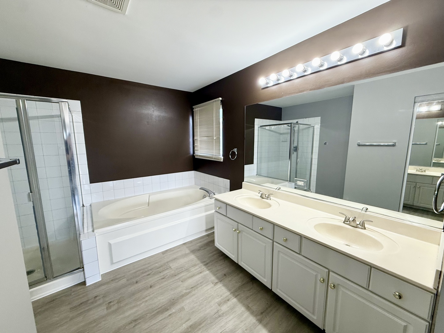 2732 Flagstone Circle Naperville, IL 60564 - Photo 12 of 25