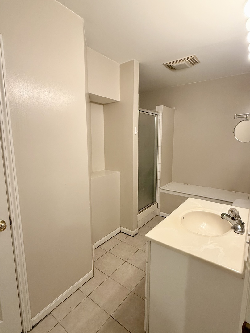 2732 Flagstone Circle Naperville, IL 60564 - Photo 21 of 25