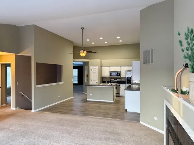 $649,000 | 2732 Flagstone Circle, Naperville, IL 60564