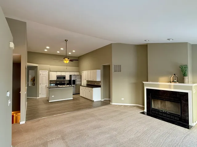 $649,000 | 2732 Flagstone Circle, Naperville, IL 60564