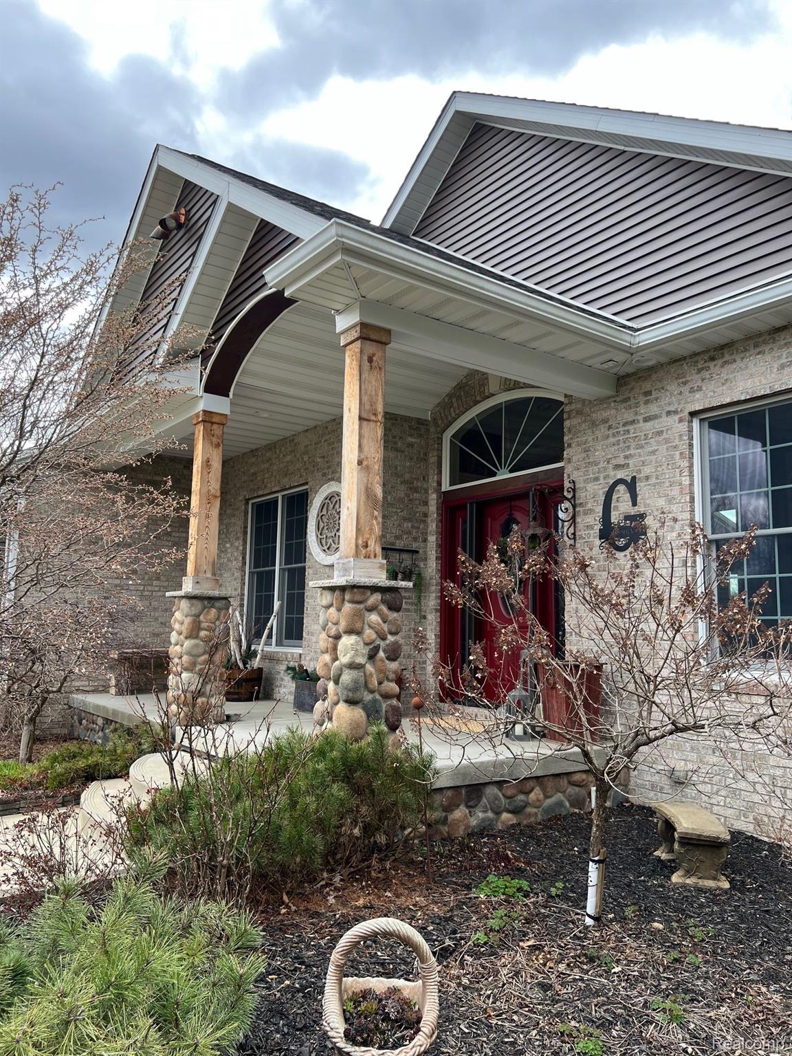 205 North Hayes Road Lapeer, MI 48446 - Photo 9 of 91 Gallery Image 9