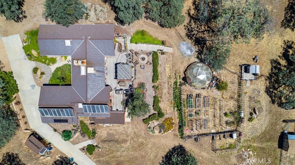 24087 Clover Spring Road Tehachapi, CA 93561 - Photo 71 of 73