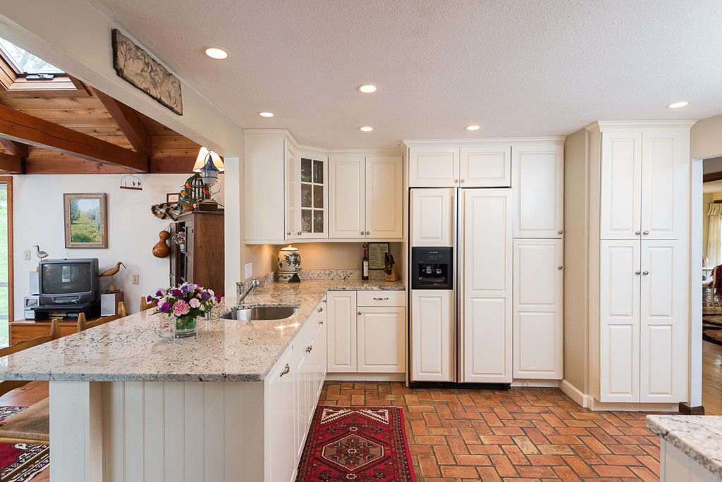 13 3 Ring Road Scituate, MA 02066 - Photo 4 of 14 Gallery Image 4