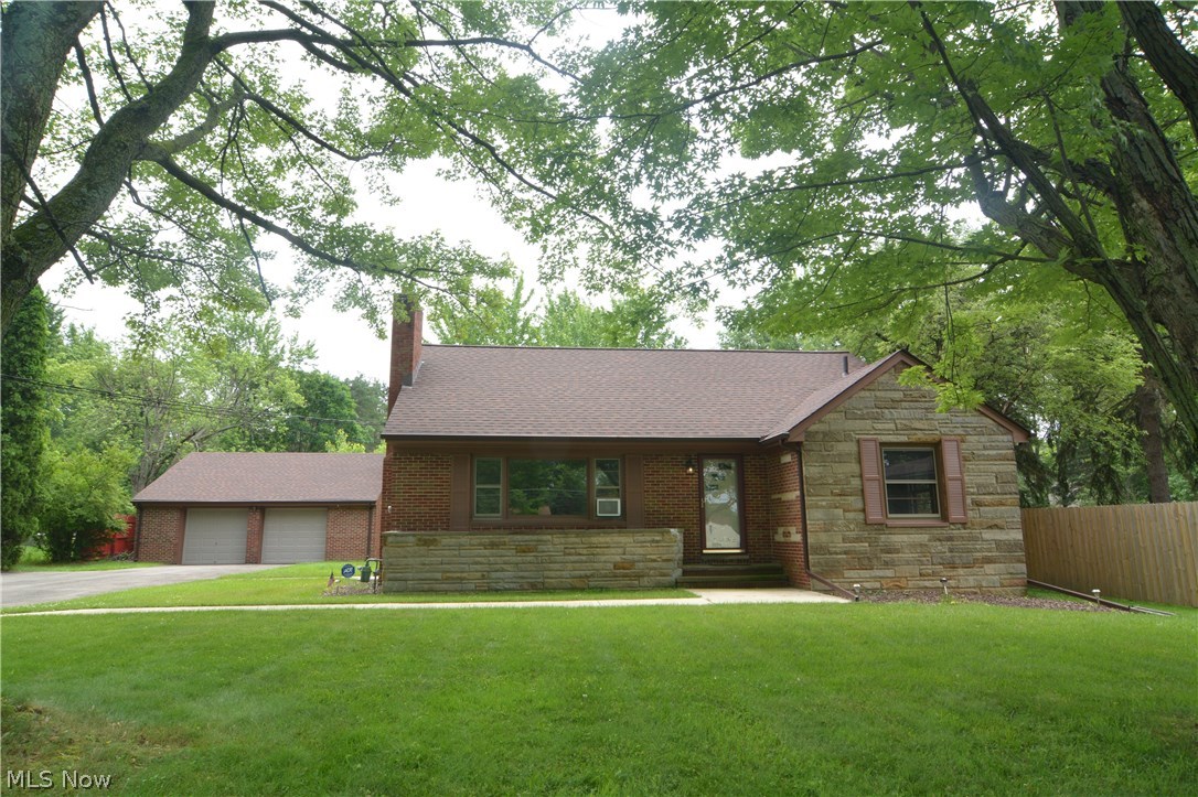 17541 Shurmer Road Strongsville, OH 44136 - Photo 2 of 28 Gallery Image 2