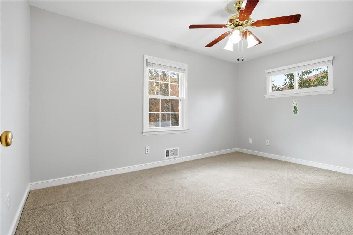 3307 Longhorn Road Roanoke, VA 24018 - Photo 26 of 53 28-3307 Longhorn Rd-28