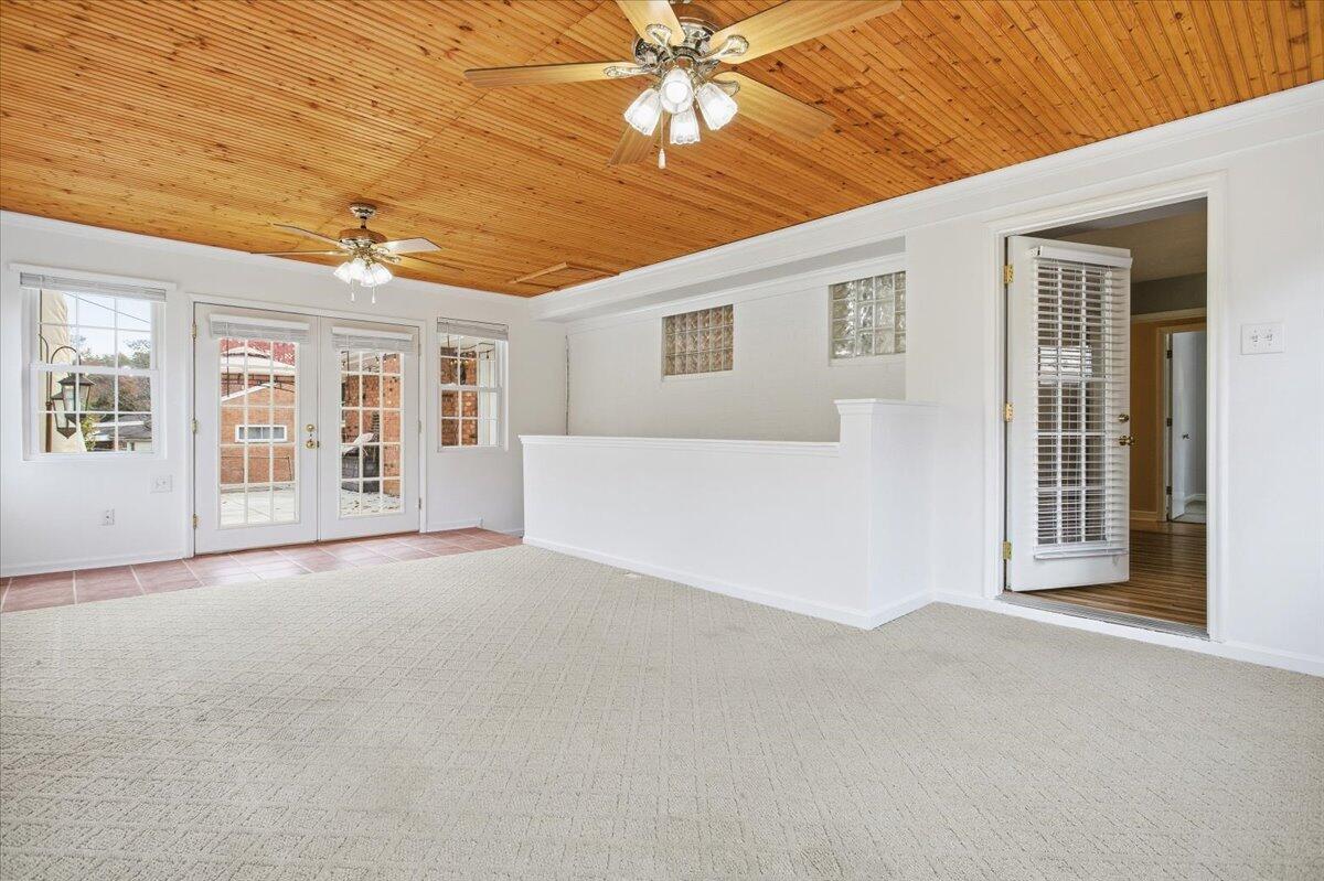 3307 Longhorn Road Roanoke, VA 24018 - Photo 36 of 53 36-3307 Longhorn Rd-36