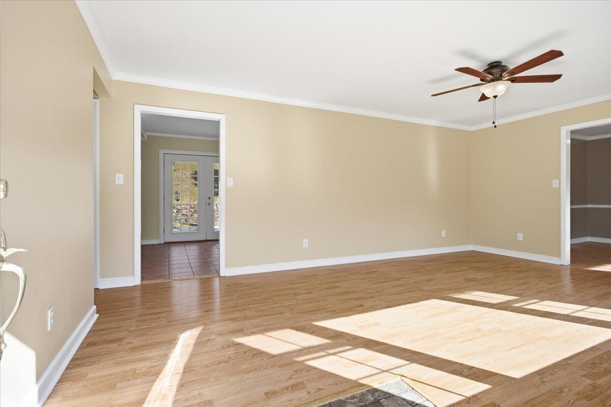 3307 Longhorn Road Roanoke, VA 24018 - Photo 6 of 53 05-3307 Longhorn Rd-05