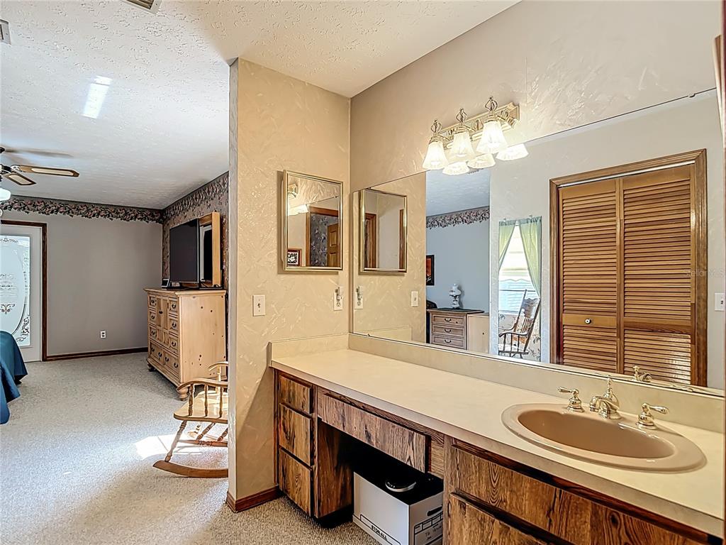 1004 Mook Street Brandon, FL 33510 - Photo 27 of 47