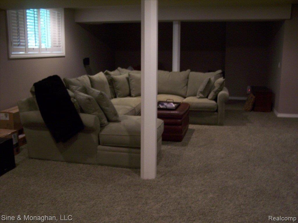 8299 Morrow Road Algonac, MI 48001 - Photo 15 of 20 12 fin base good