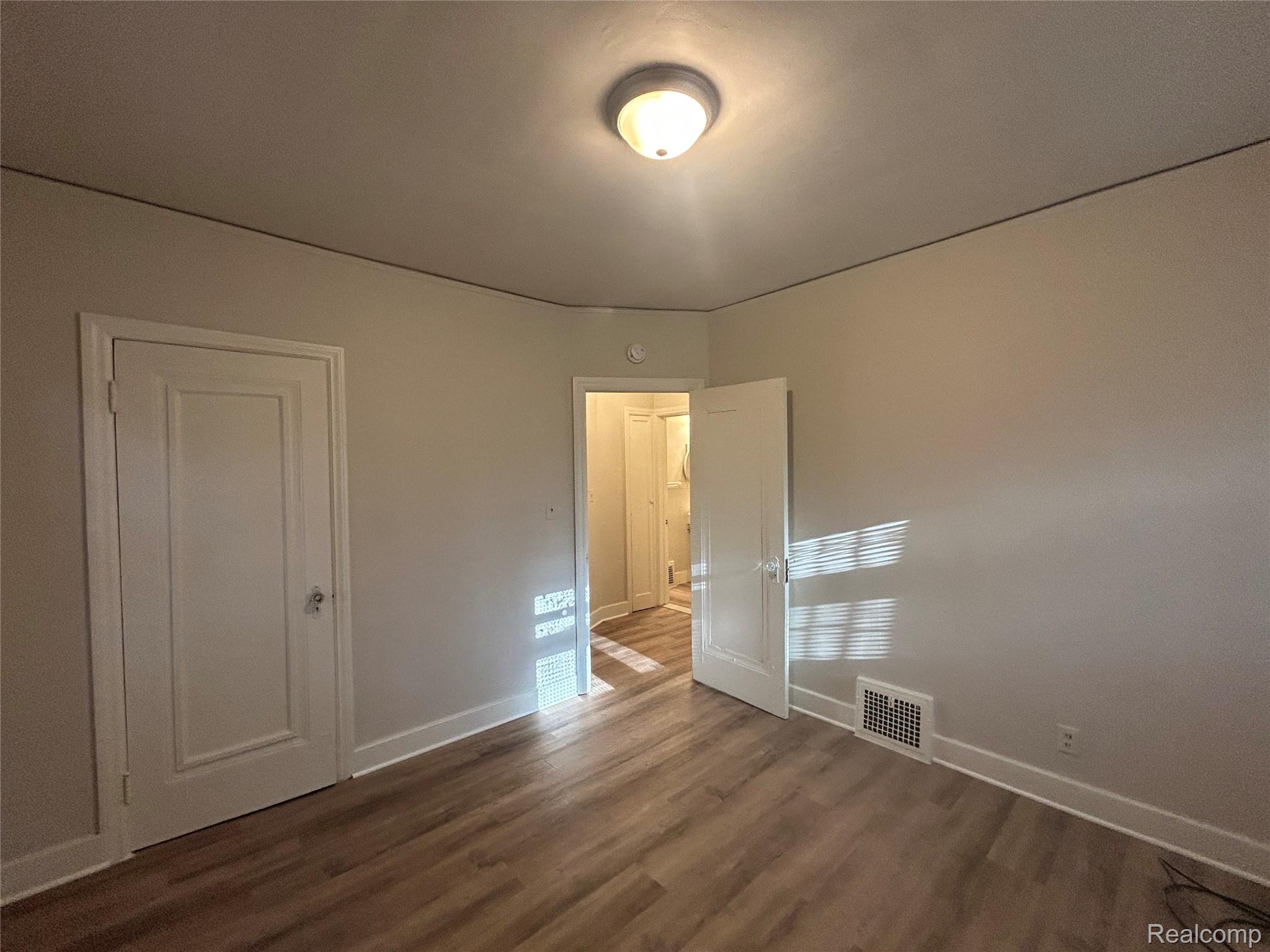 4401 Buckingham Detroit, MI 48224 - Photo 13 of 41 Bedroom 1 - lower