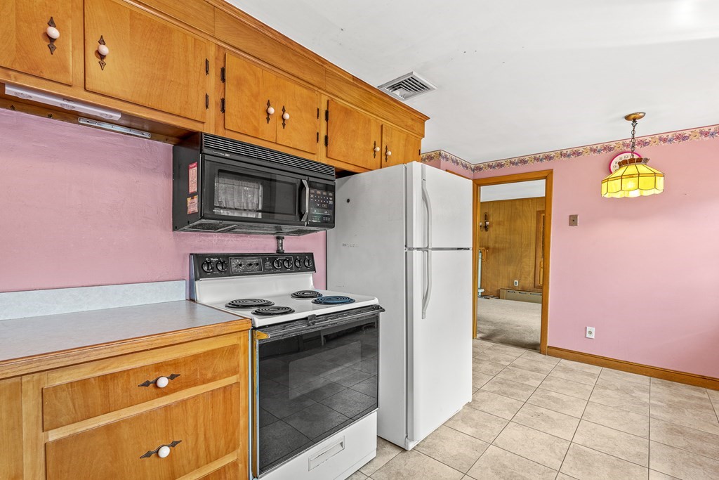 4 Lillian Road Lexington, MA 02420 - Photo 25 of 40 Gallery Image 25