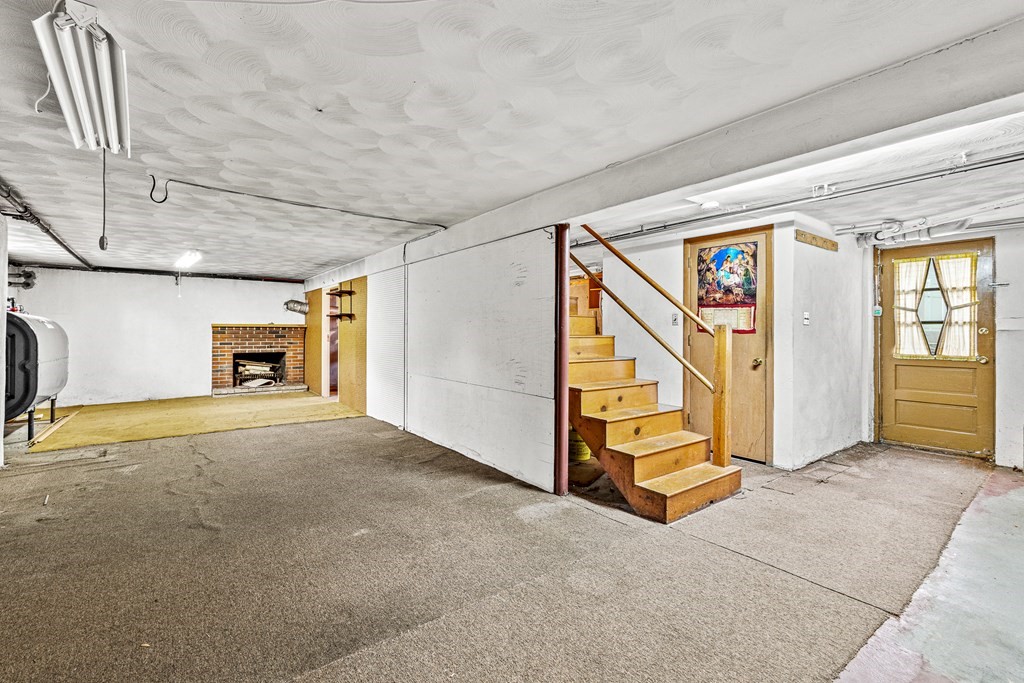 4 Lillian Road Lexington, MA 02420 - Photo 38 of 40 Gallery Image 38