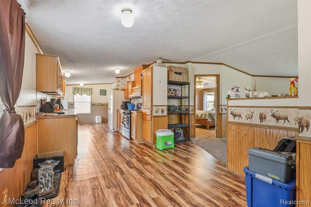 1472 Goodrich Road Fostoria, MI 48435 - Photo 18 of 51