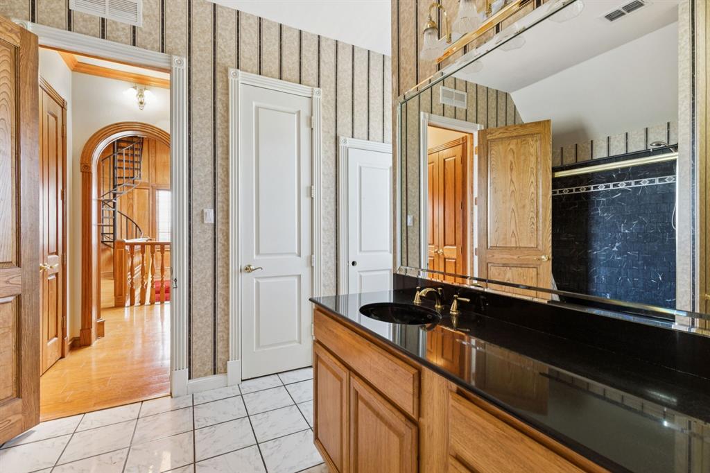 9888 Boat Club Road Fort Worth, TX 76179 - Photo 37 of 38 a view of a hallway with windows