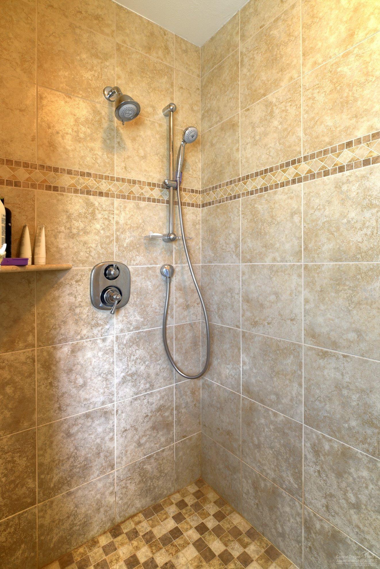 61843 Dobbin Road Bend, OR 97702 - Photo 19 of 25 Additional Photo