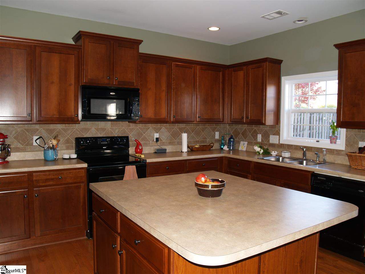 3 Carderock Court Simpsonville, SC 29680 - Photo 11 of 29 Gallery Image 11