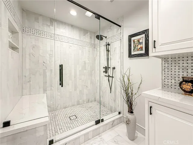 $3,099,000 | 5846 Fairview Place, Agoura Hills, CA 91301