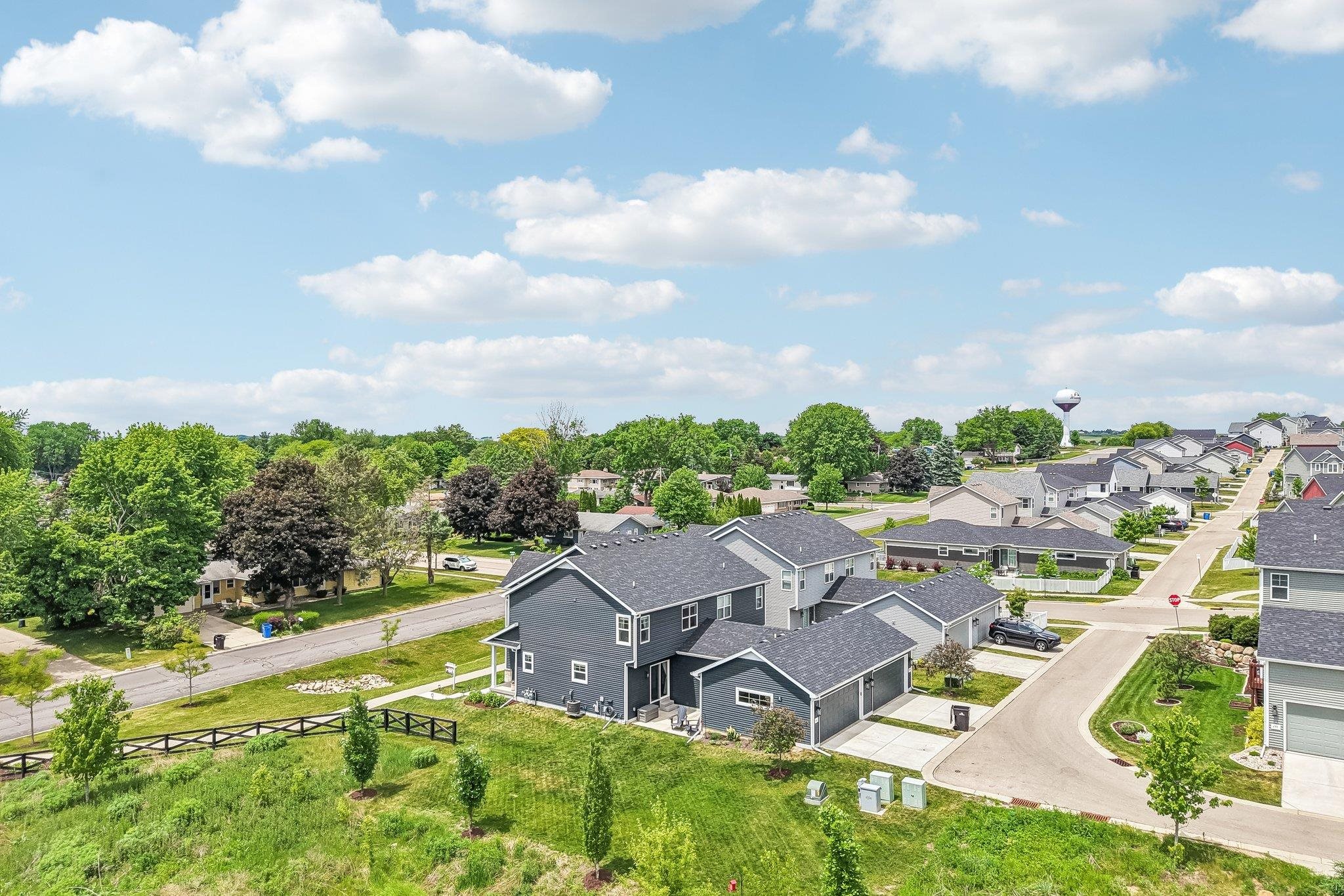 201 North Division Street Waunakee, WI 53597 - Photo 35 of 38