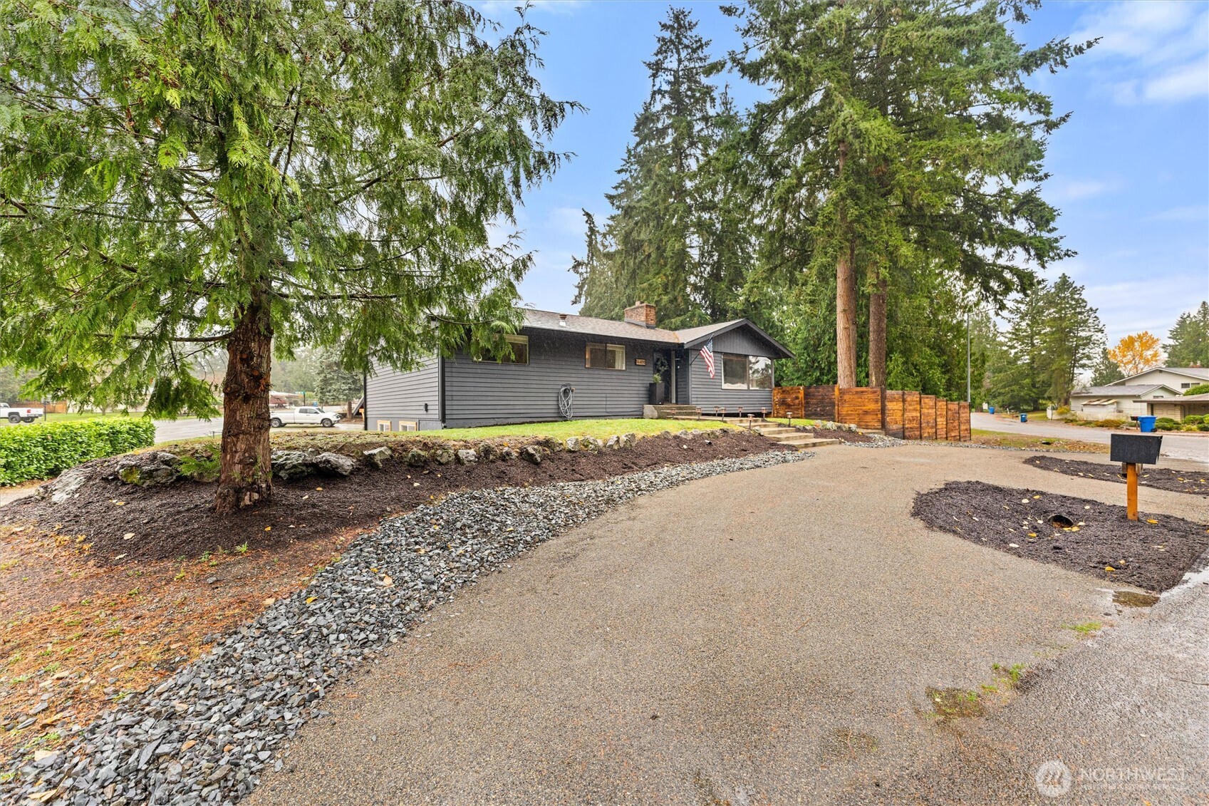 14408 141st Place Southeast Renton, WA 98059 - Photo 3 of 38
